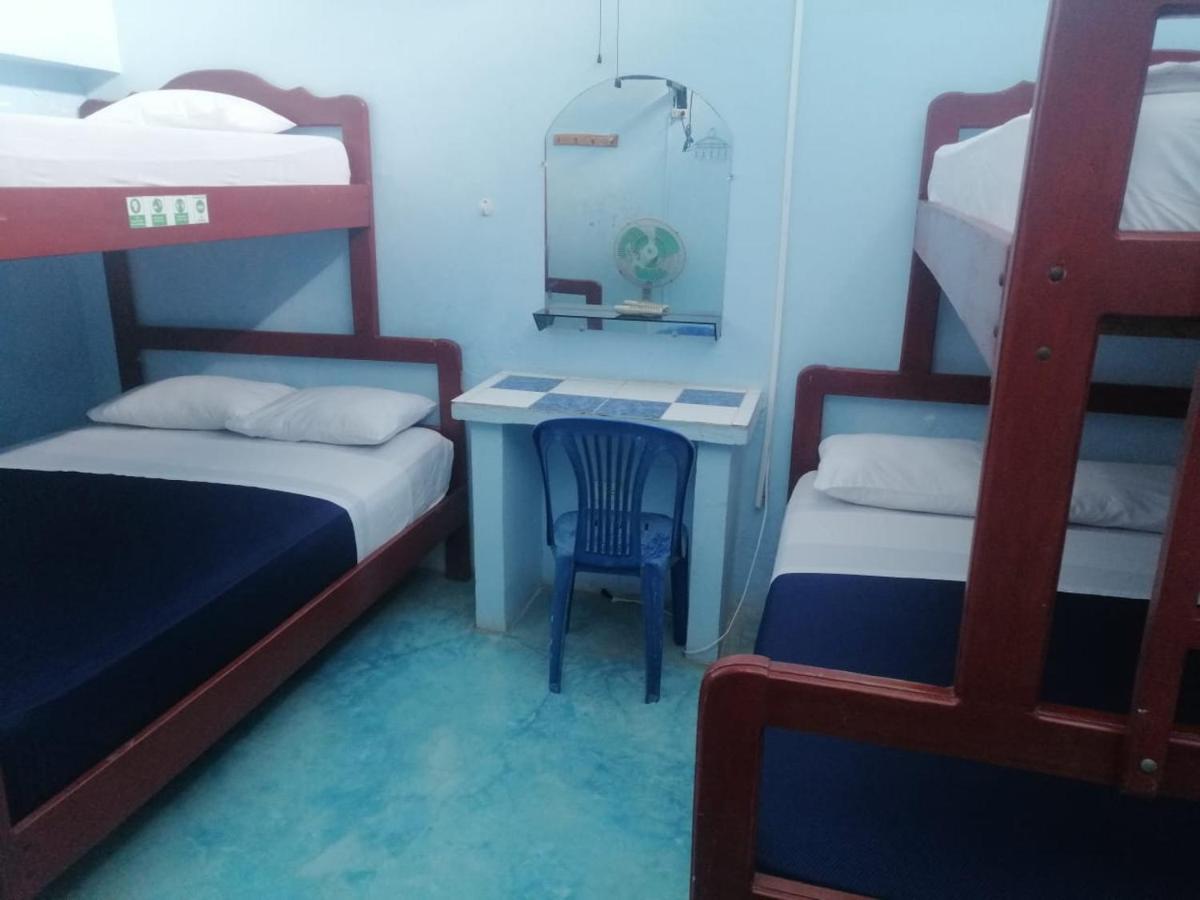 Hostal Aruba Atacames Quarto foto